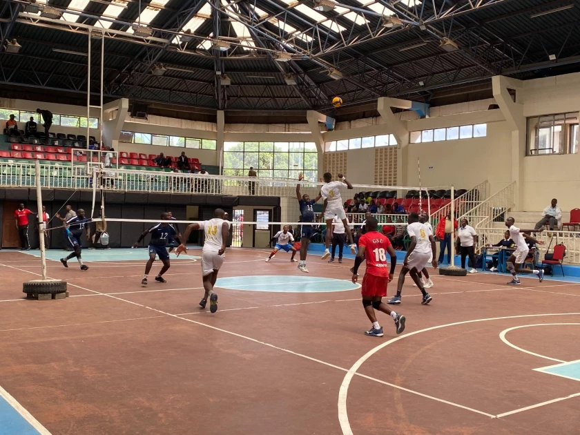 GSU men's volleyball team in action against the APK men's team at the Nyayo national stadium