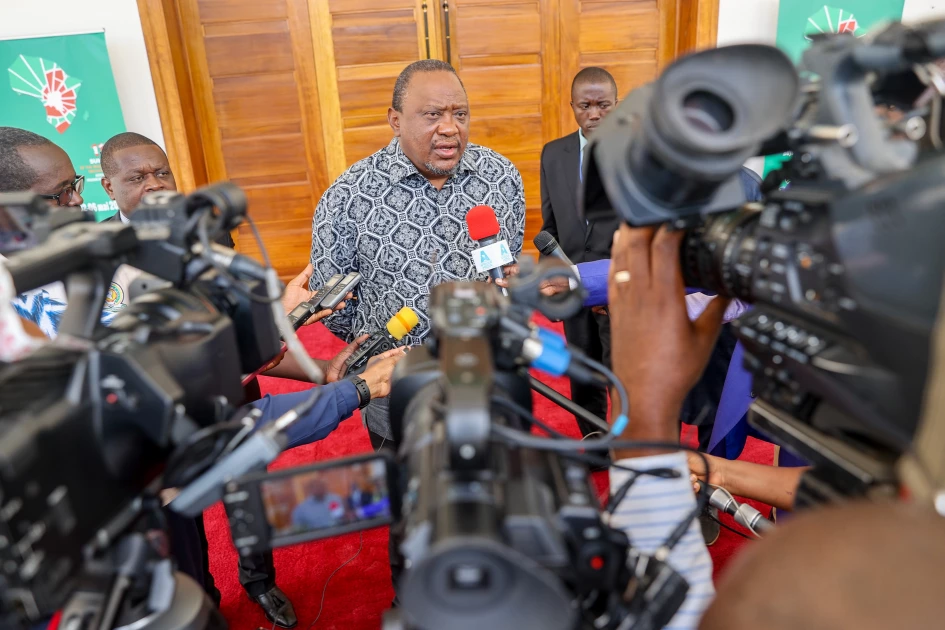 Kenya's former president Uhuru Kenyatta addressing the press after facilitating the EAC - led Nairobi Peace Process in DRC on May 7, 2023.| PHOTO: FILE/OFPP