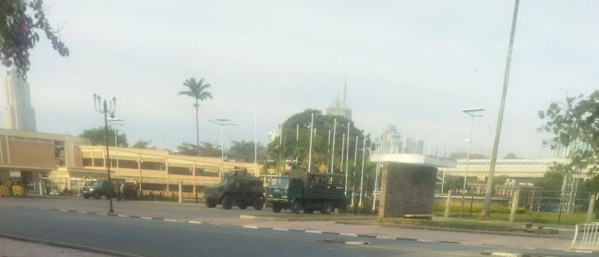 Heavy presence of anti-riot police stationed around The Senate and National Assembly ahead of #OccupyCBDTuesday and #RutoMustResign protests